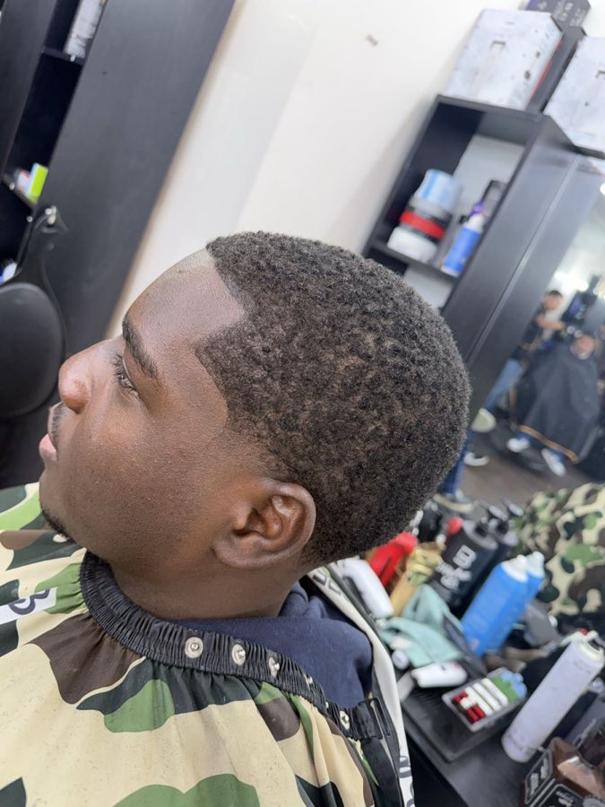 Masters Barbershop — Razor Lineup 03