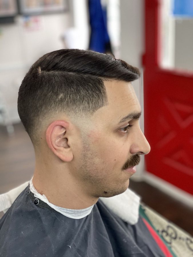 Masters Barbershop — Razor Lineup 05
