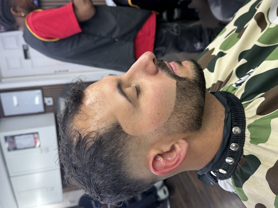 Masters Barbershop — Beard Sculpt 09
